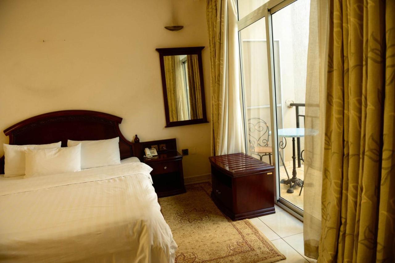 Room In Bb - Enjoy You Vacation Wail Staying In This Single Room Fit For 2 People Kigali Exterior foto